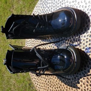 Dr Martens Airwair Boots
